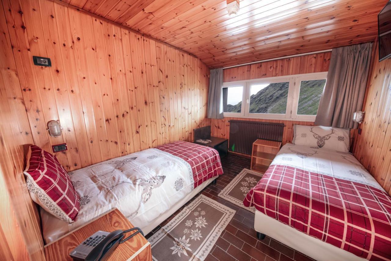 Albergo Quarto Pirovano Passo Stelvio Bagian luar foto