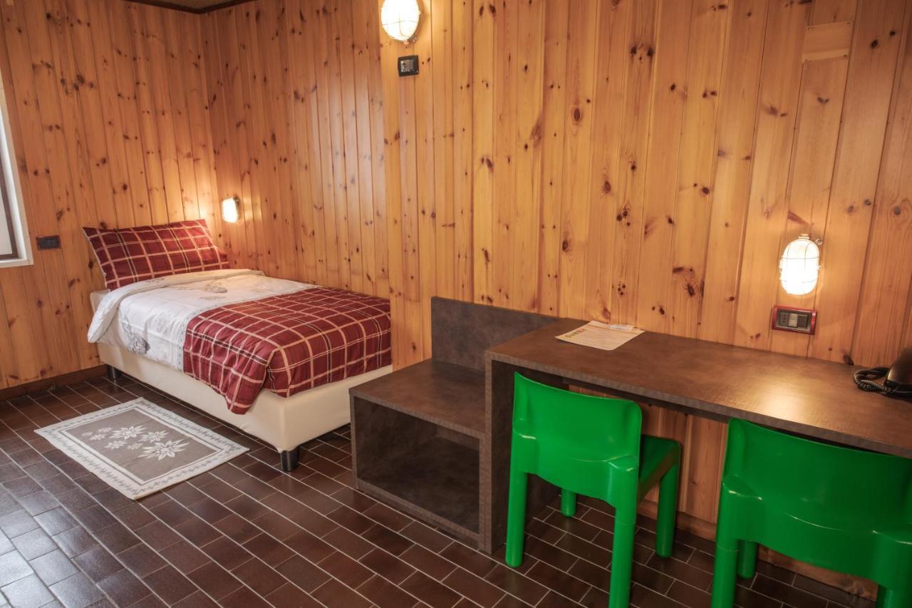 Albergo Quarto Pirovano Passo Stelvio Bagian luar foto