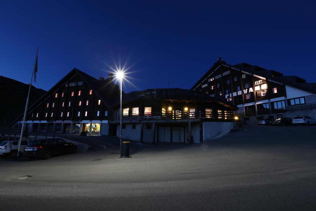 Albergo Quarto Pirovano Passo Stelvio Bagian luar foto
