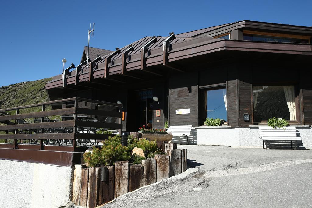 Albergo Quarto Pirovano Passo Stelvio Bagian luar foto